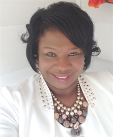 Linda J Barnes